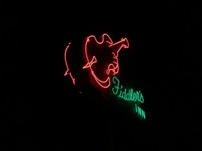 fiddle's Inn Sign